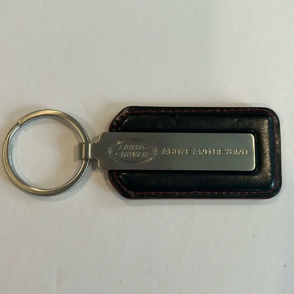 NWOT Land Rover Above And Beyond Leather Key Chain